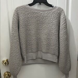 Express Plush Sherpa Pullover Crop in Light Gray